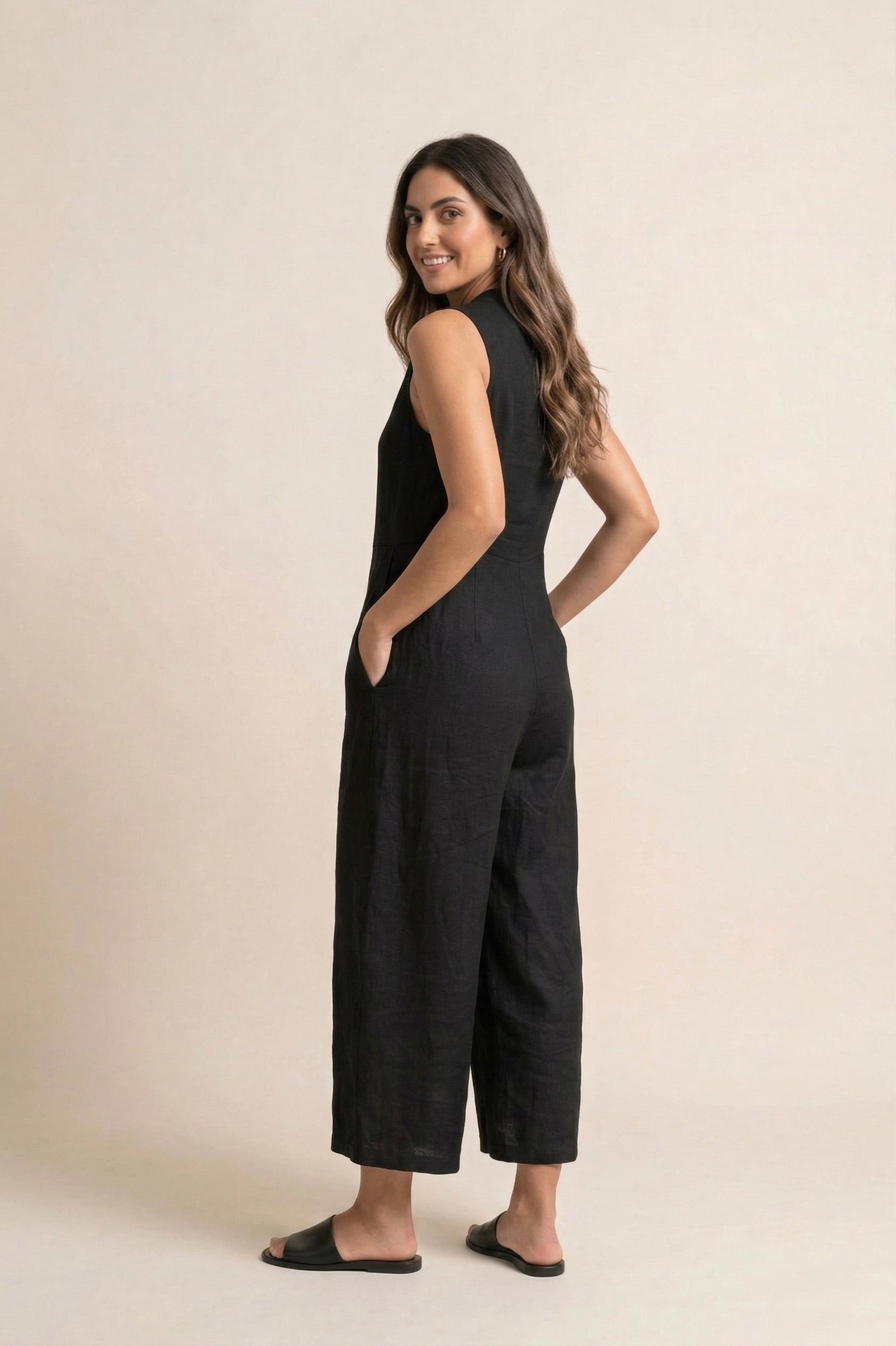 Claudia | Mono minimalista de lino