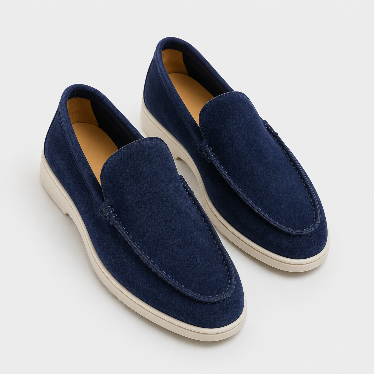 Elegantes mocasines de ante